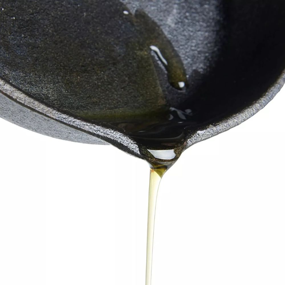 Black Cast Iron Frying Pan — product feature detail