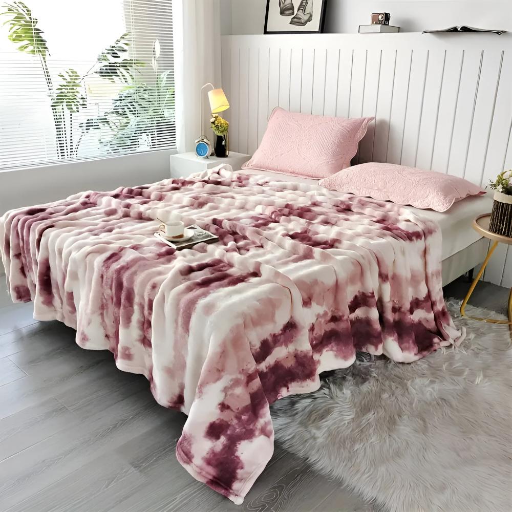 Ripple Tie-Dye Faux Fur Blanket — material texture close-up