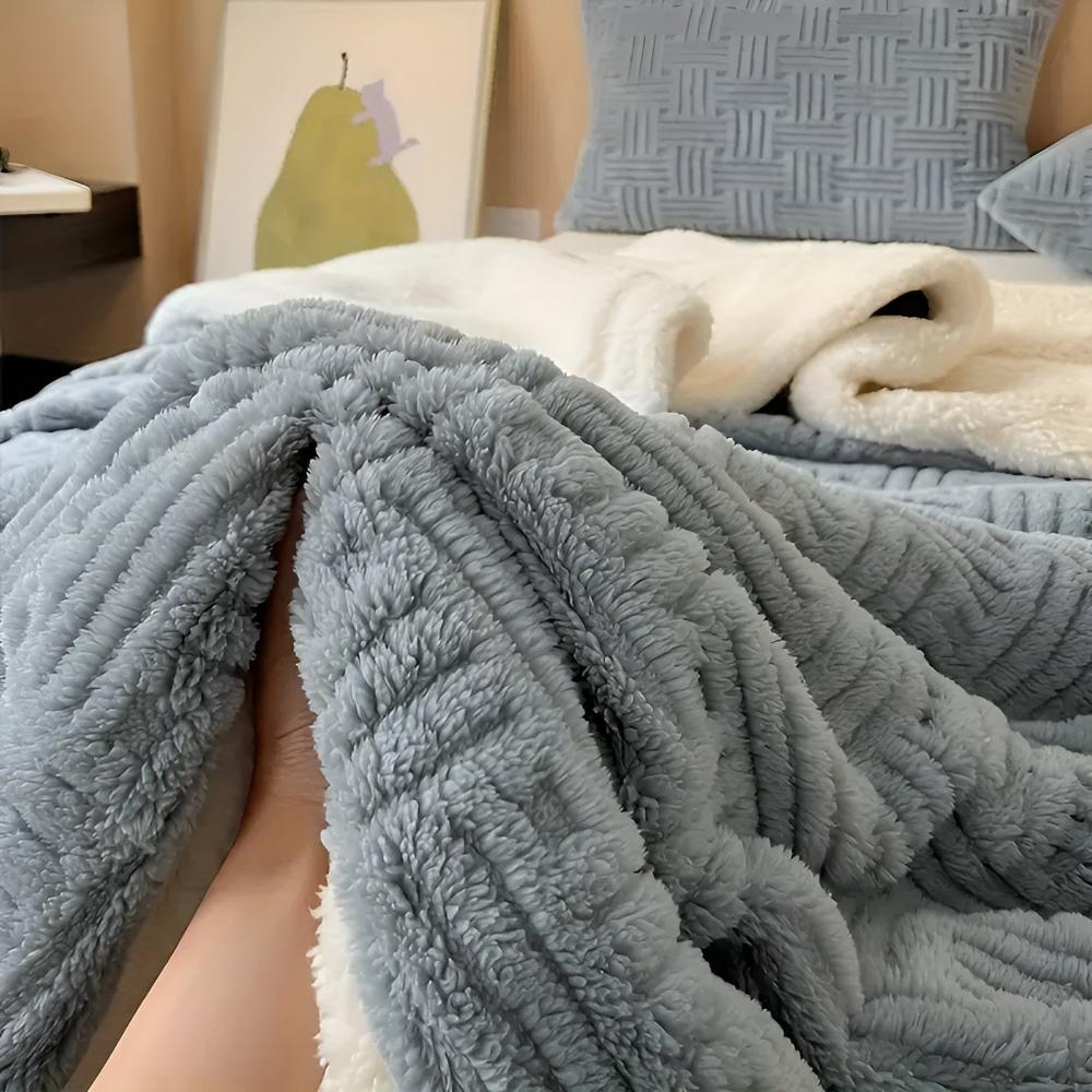 Plush Paradise Sherpa Blanket™️ — product close-up