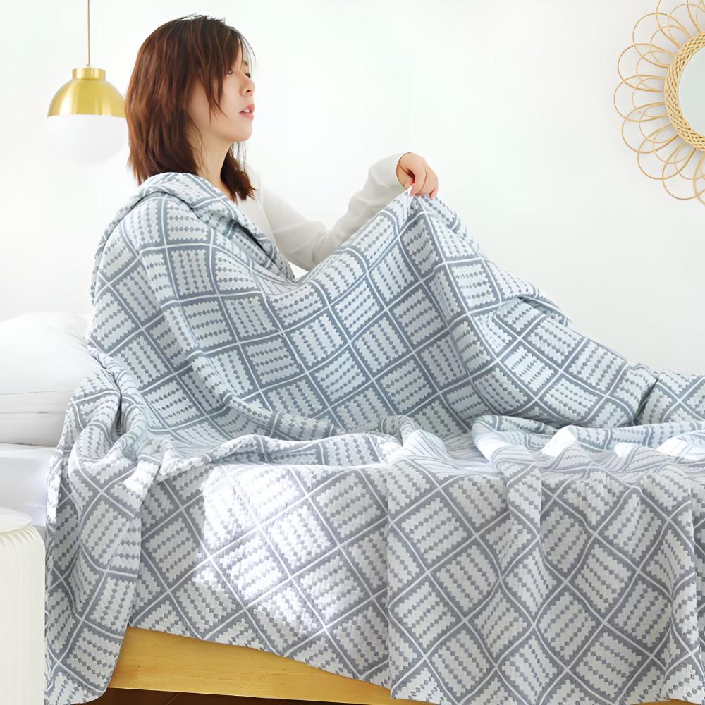 Plaid Pattern Cotton Blanket — additional view
