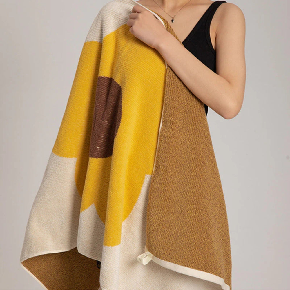 Cheerful Floral Print Cotton Bath Towel — product detail view