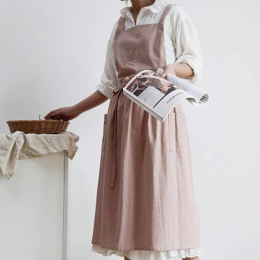 Multipurpose Cotton Apron With Pockets — product in use