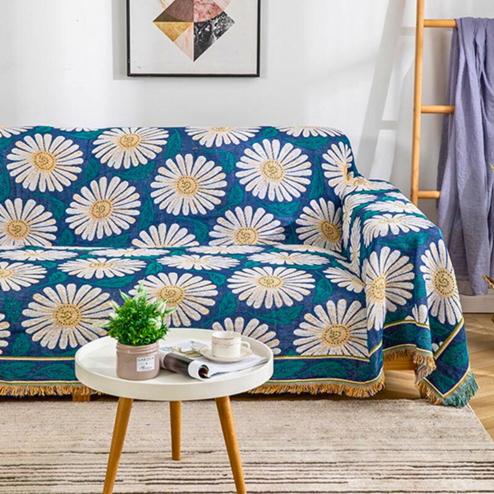 Bohemian Shiragiku Tassel Cotton Knit Blanket — product close-up