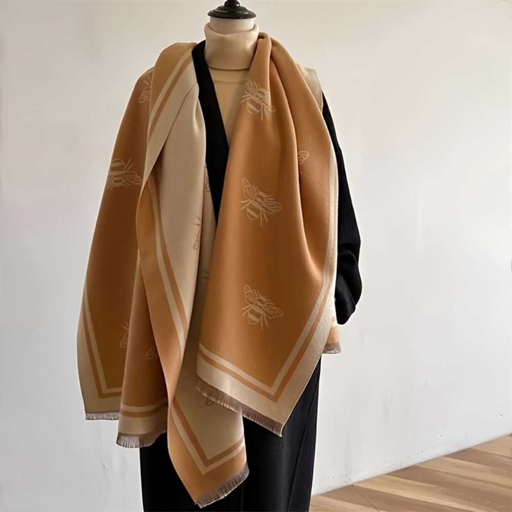 Nuvia Bee Pattern Winter Scarf — product close-up