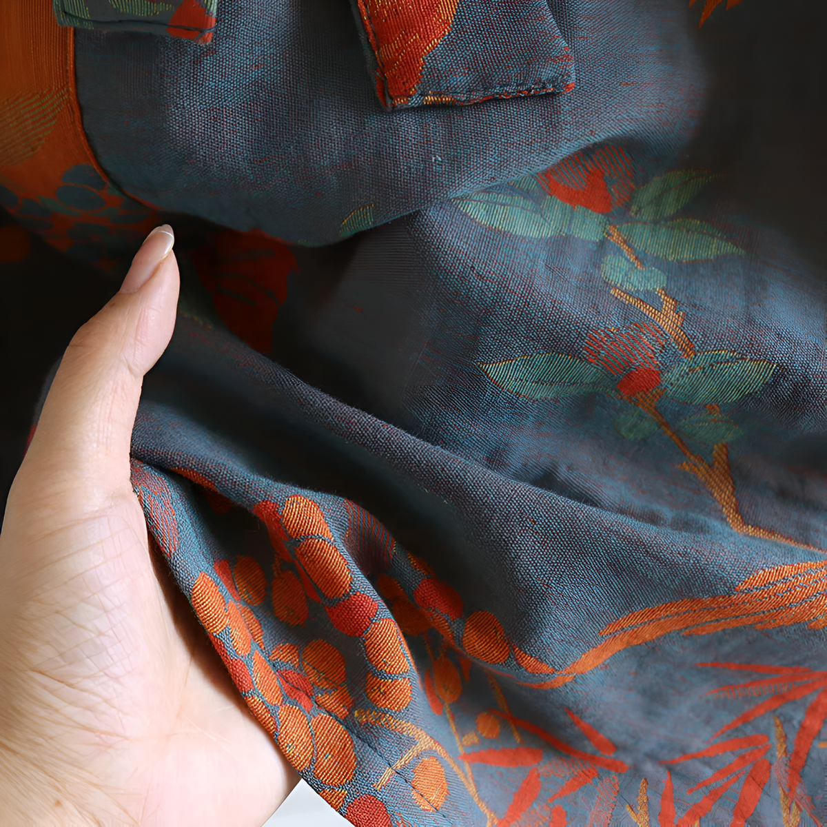 Retro Cotton Gauze Bathrobe — product in use
