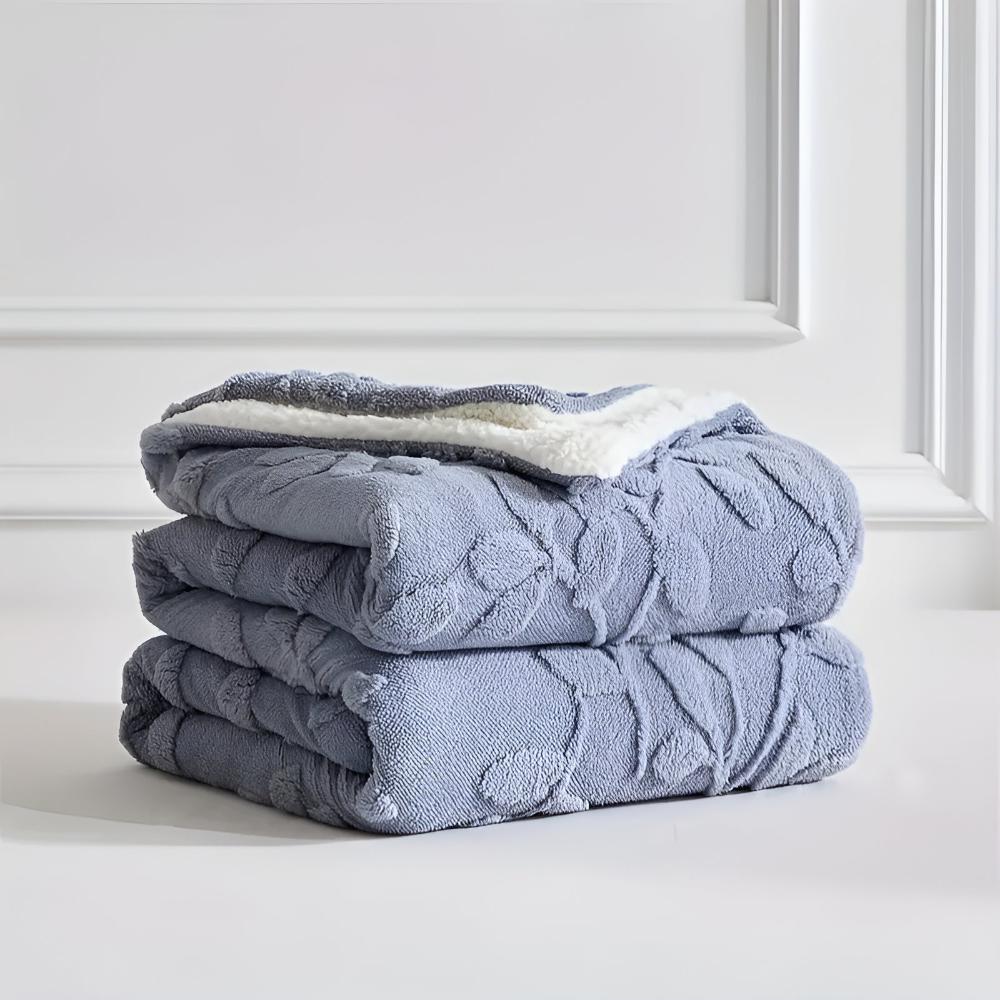 Elegant Leaf Sherpa Blanket — product feature detail