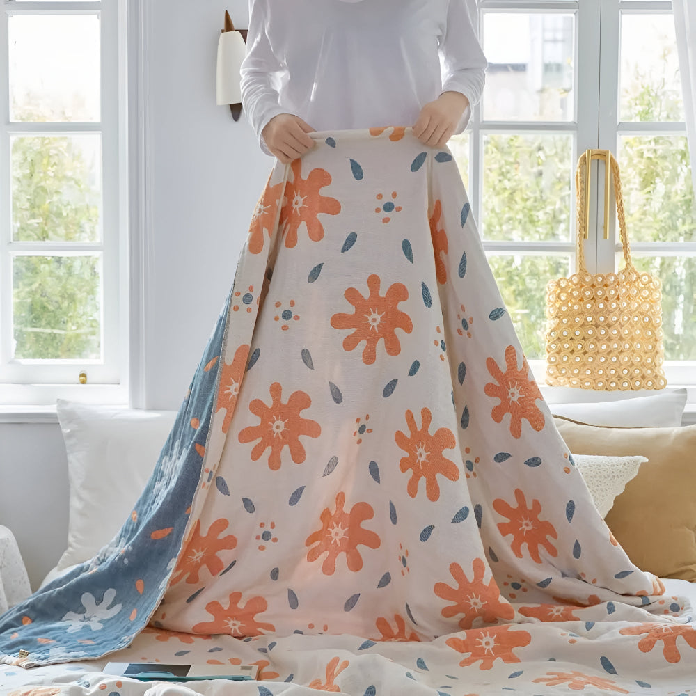 Abstract Sunny Reversible Blanket — product close-up