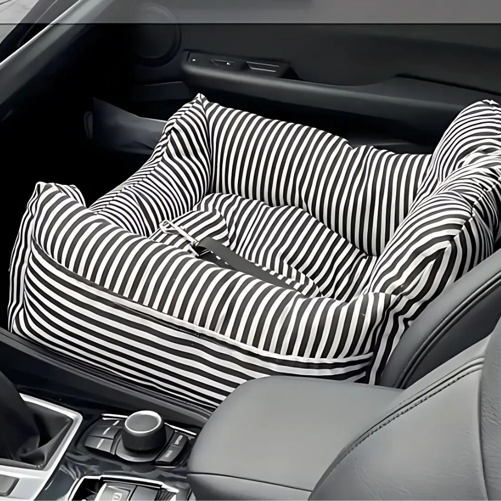 Pawssenger Travel Pet Seat — product close-up