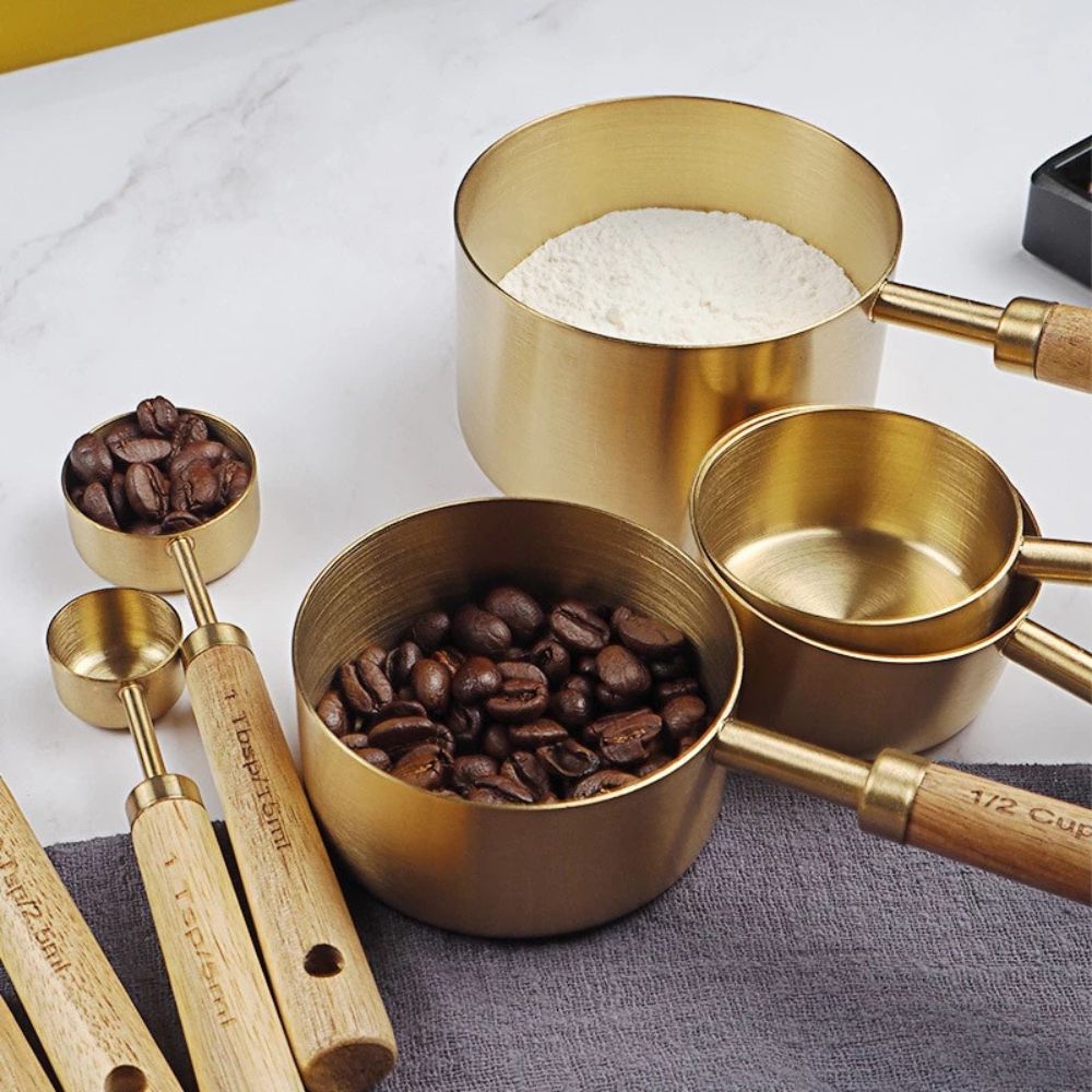 Golden Measuring  Spoon Set — product in use