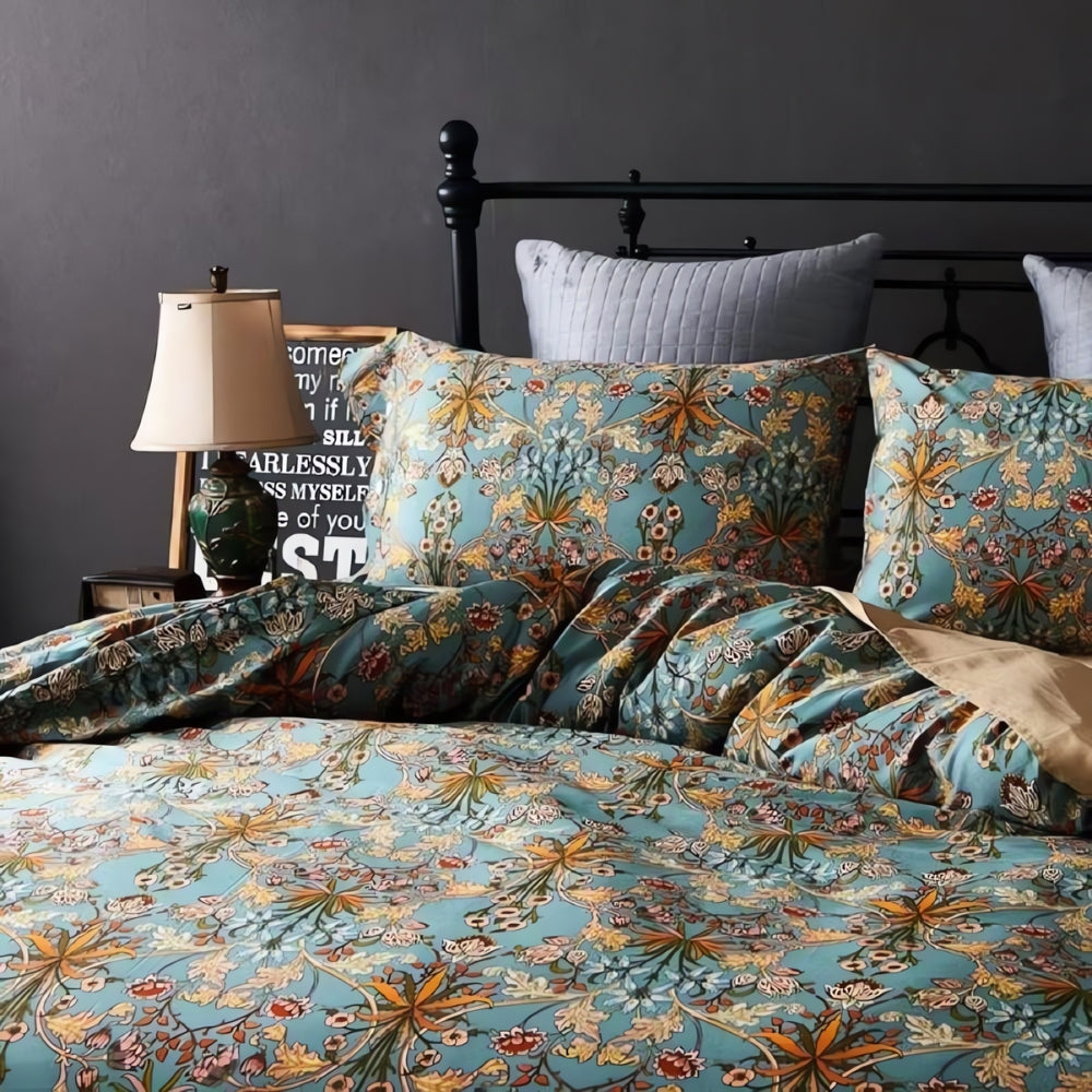 Lorraine Baroque Style Quilt Cover | 3pcs Set — product close-up