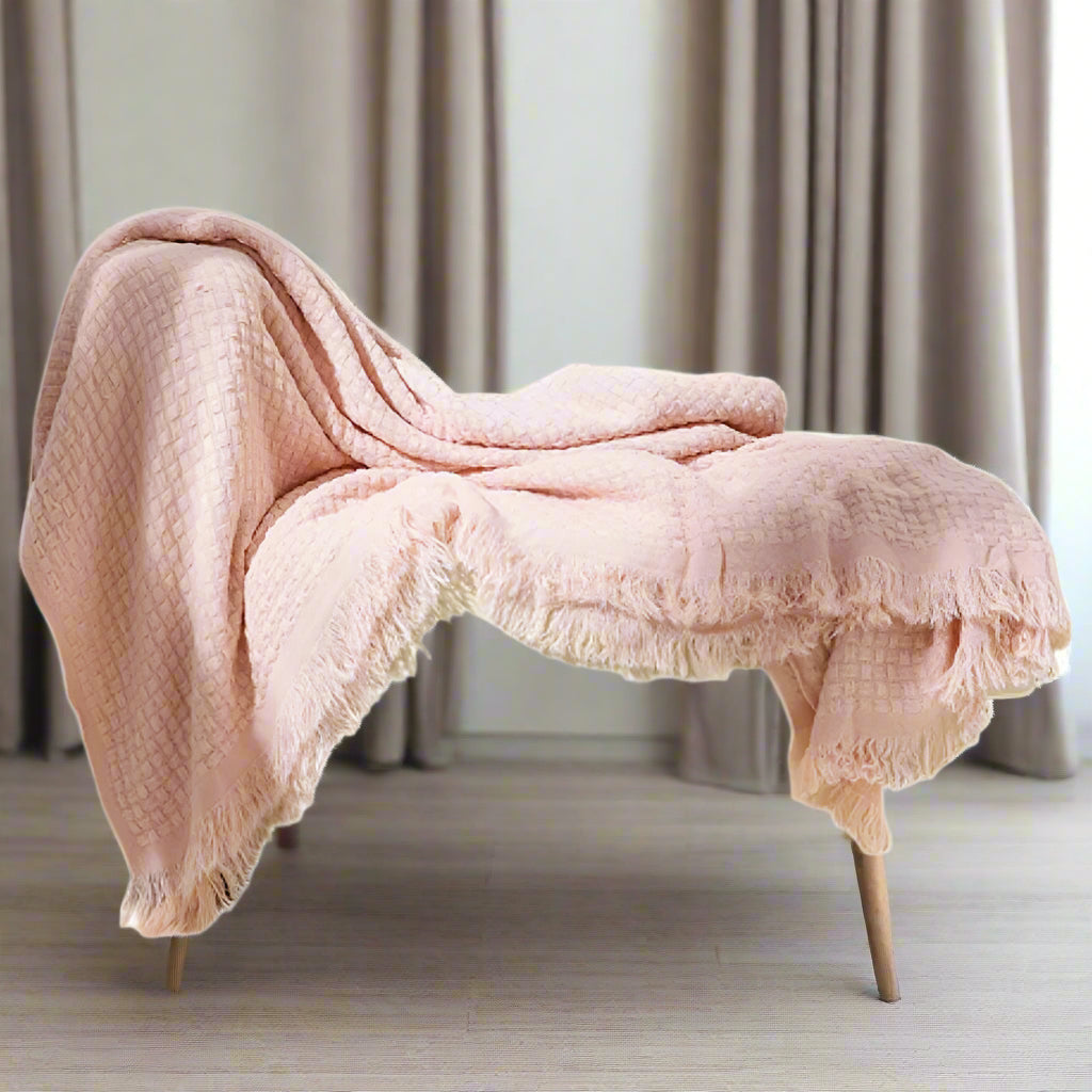 Waffle Weave Cotton Knitted Tassel Blanket — product detail view
