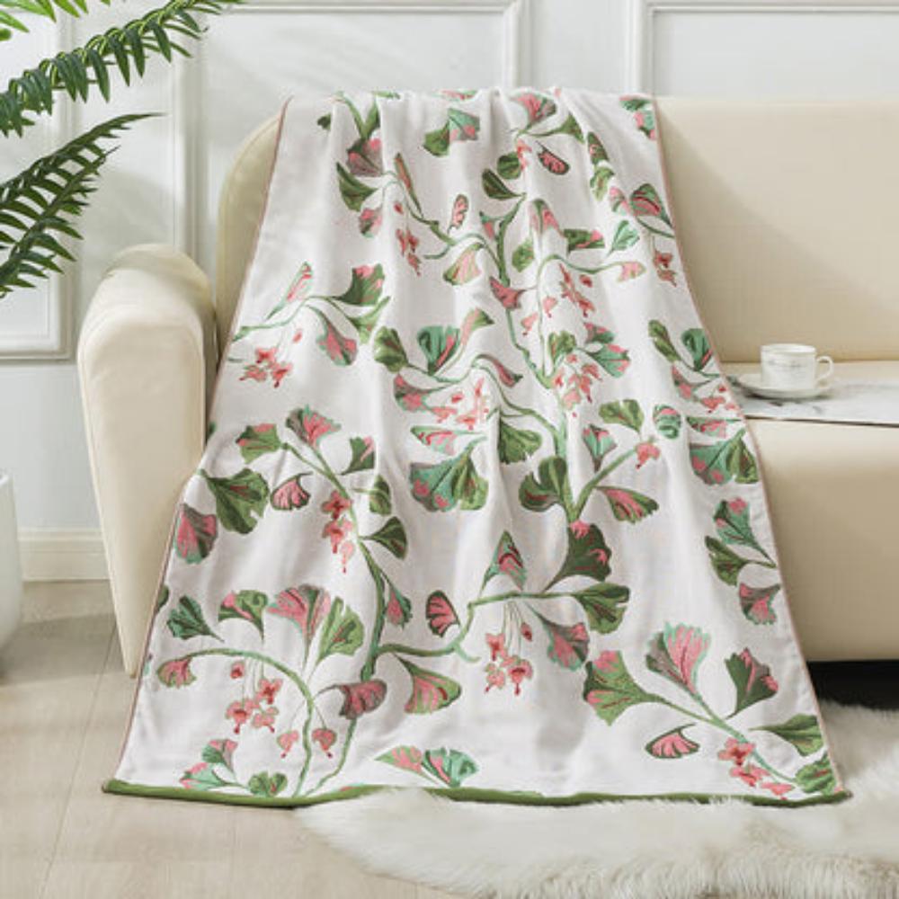 Ginkgo Leaf Cotton Gauze Towel — product in use