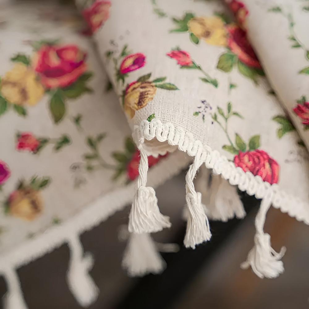 European Pastoral Small Floral Tablecloth — product close-up