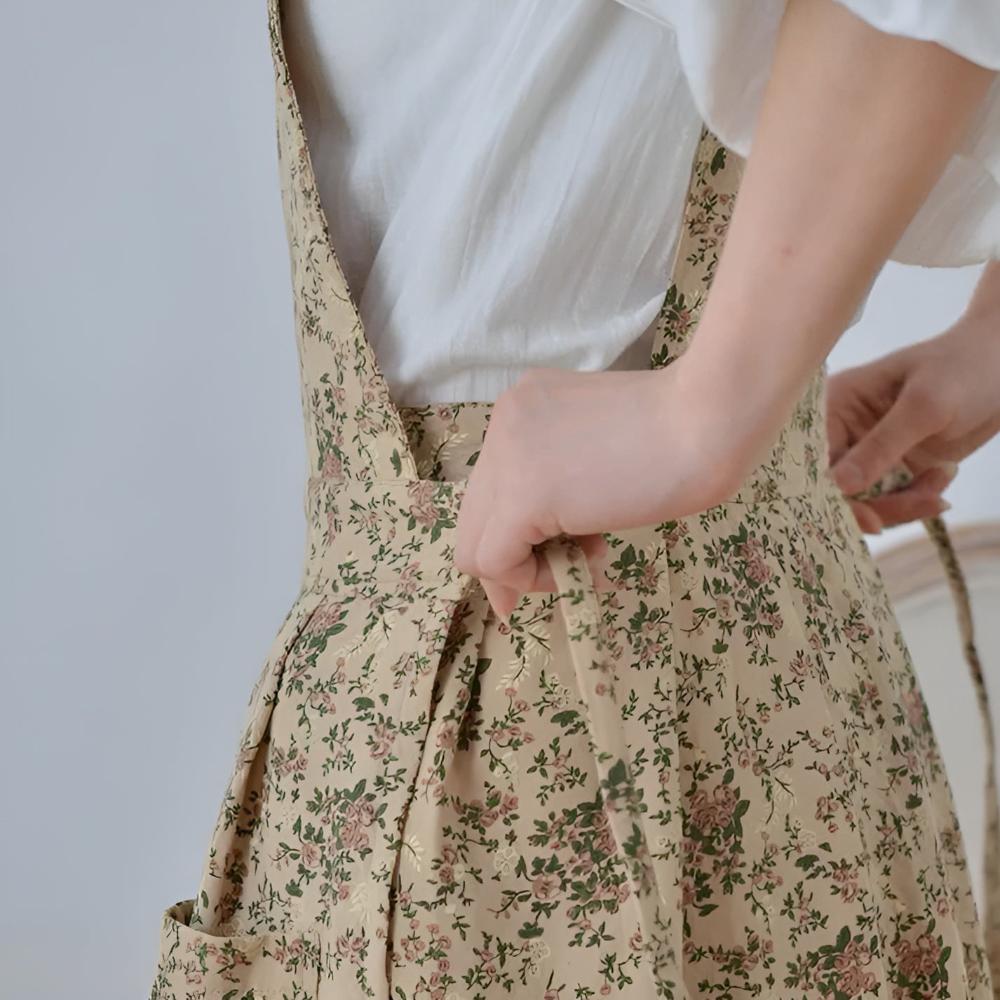 Classic Cotton Floral Apron — additional view