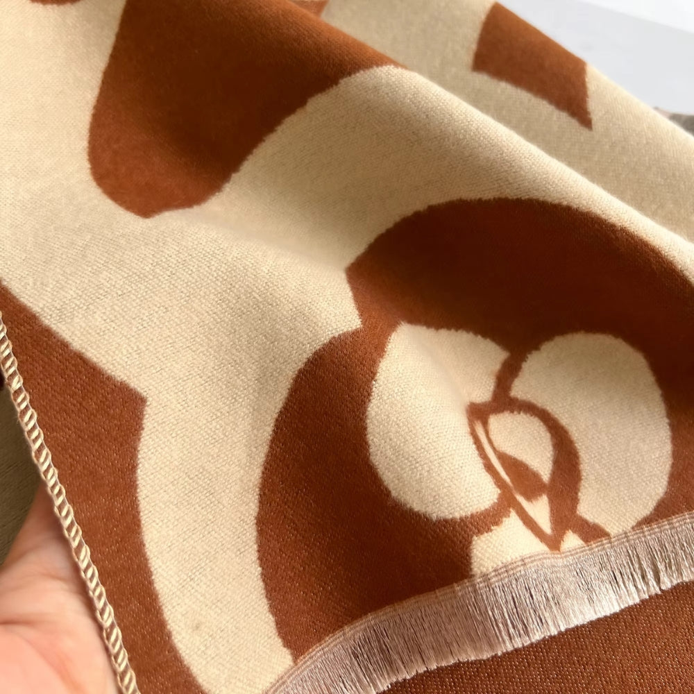 Abstract Retro Fringe Soft Shawl — product close-up