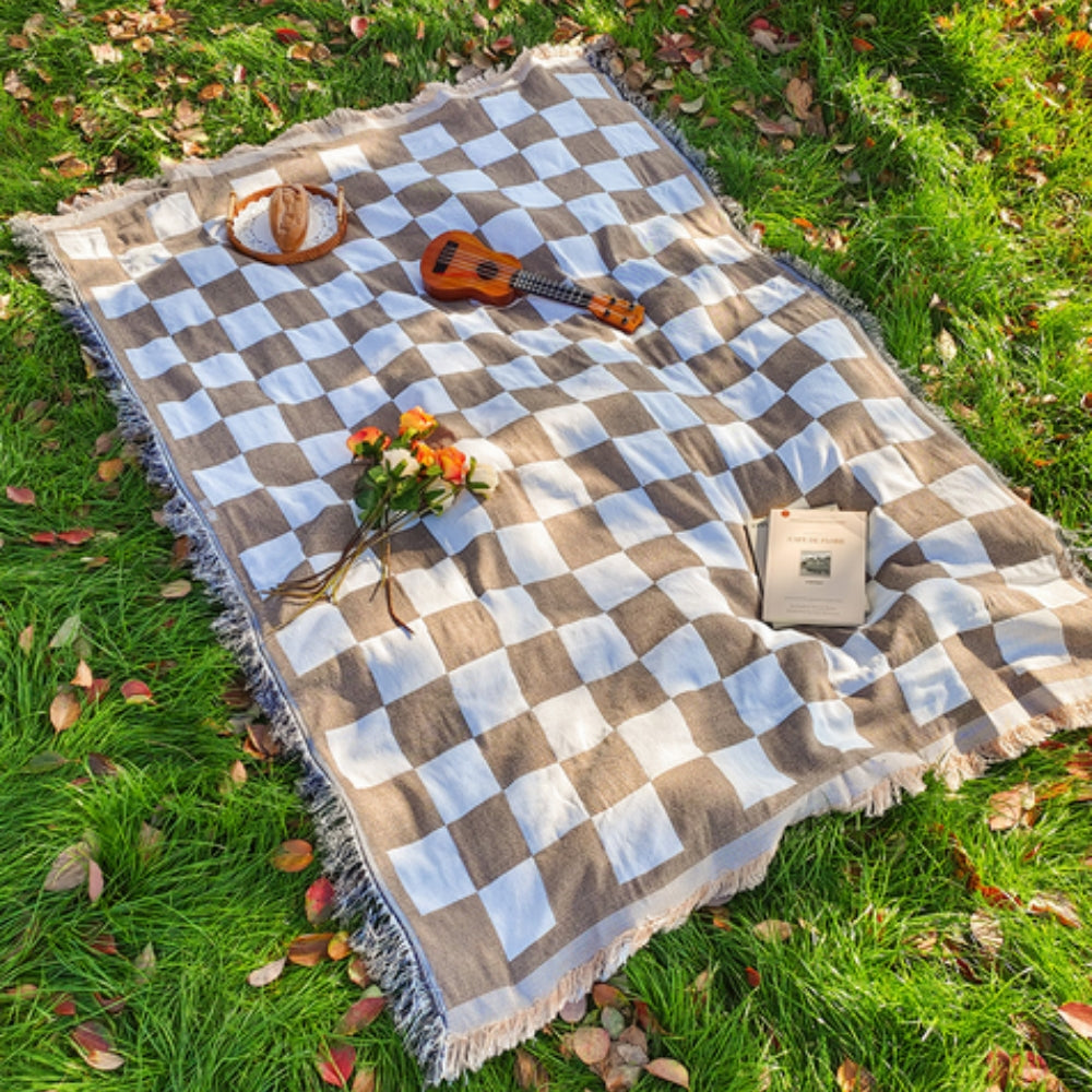 All-Season Checkered Picnic Blanket with Fringe — product feature detail