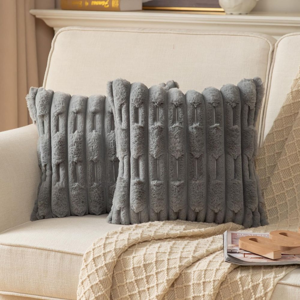 Calm Weave Plush Cushion Cover — product feature detail