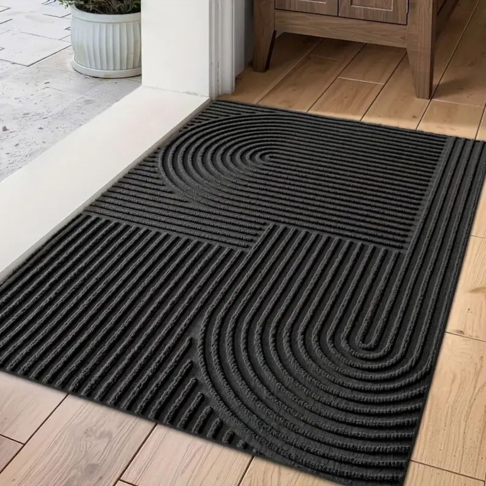 Curved Thread Line Door Mat — product feature detail