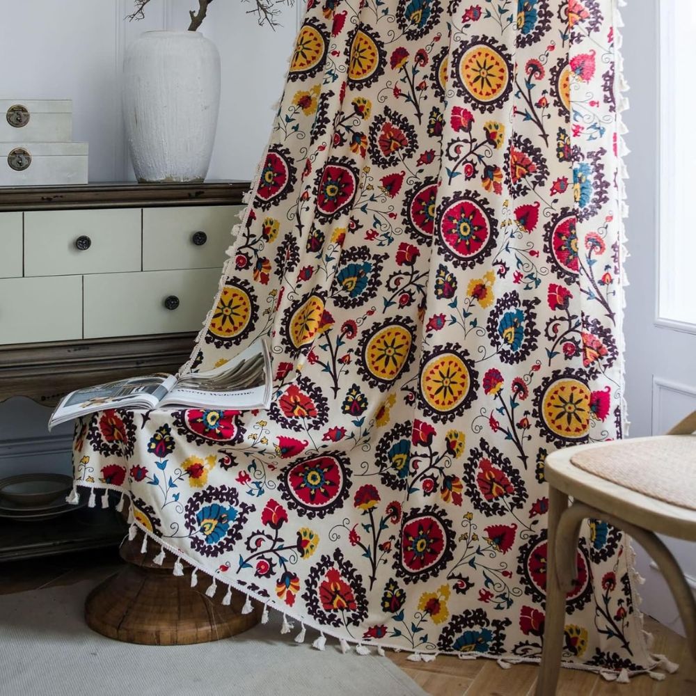Boho Colour Wheel Bloom Tassel Curtain — product close-up