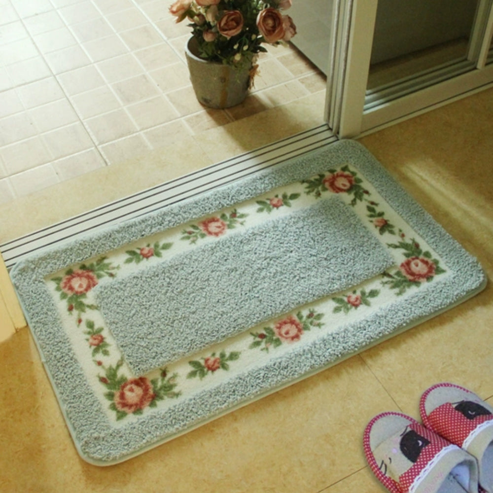 Floral Border Absorbent Bath Mat — size and scale reference