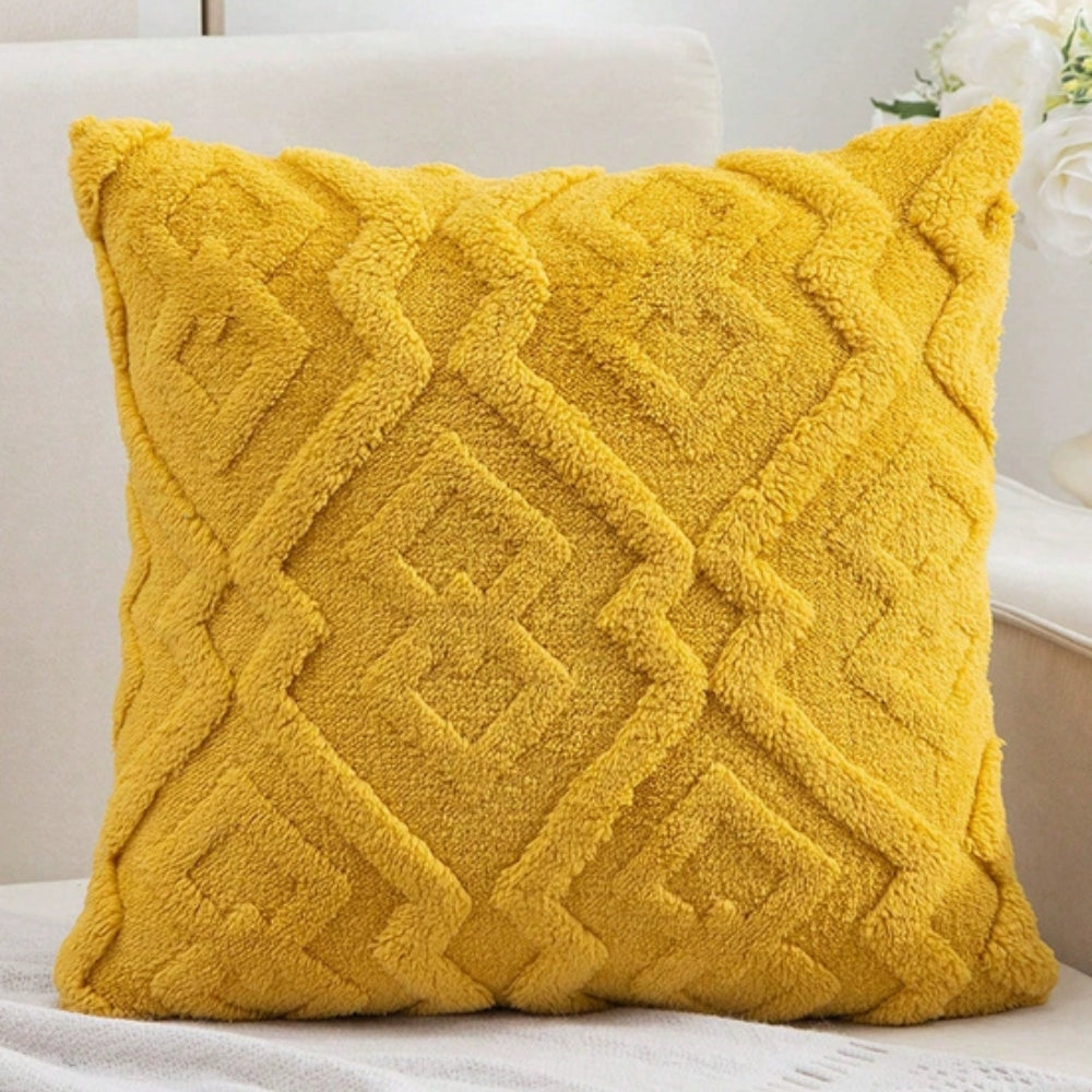 Fuzzy Diamond Pattern Cushion Cover — product feature detail