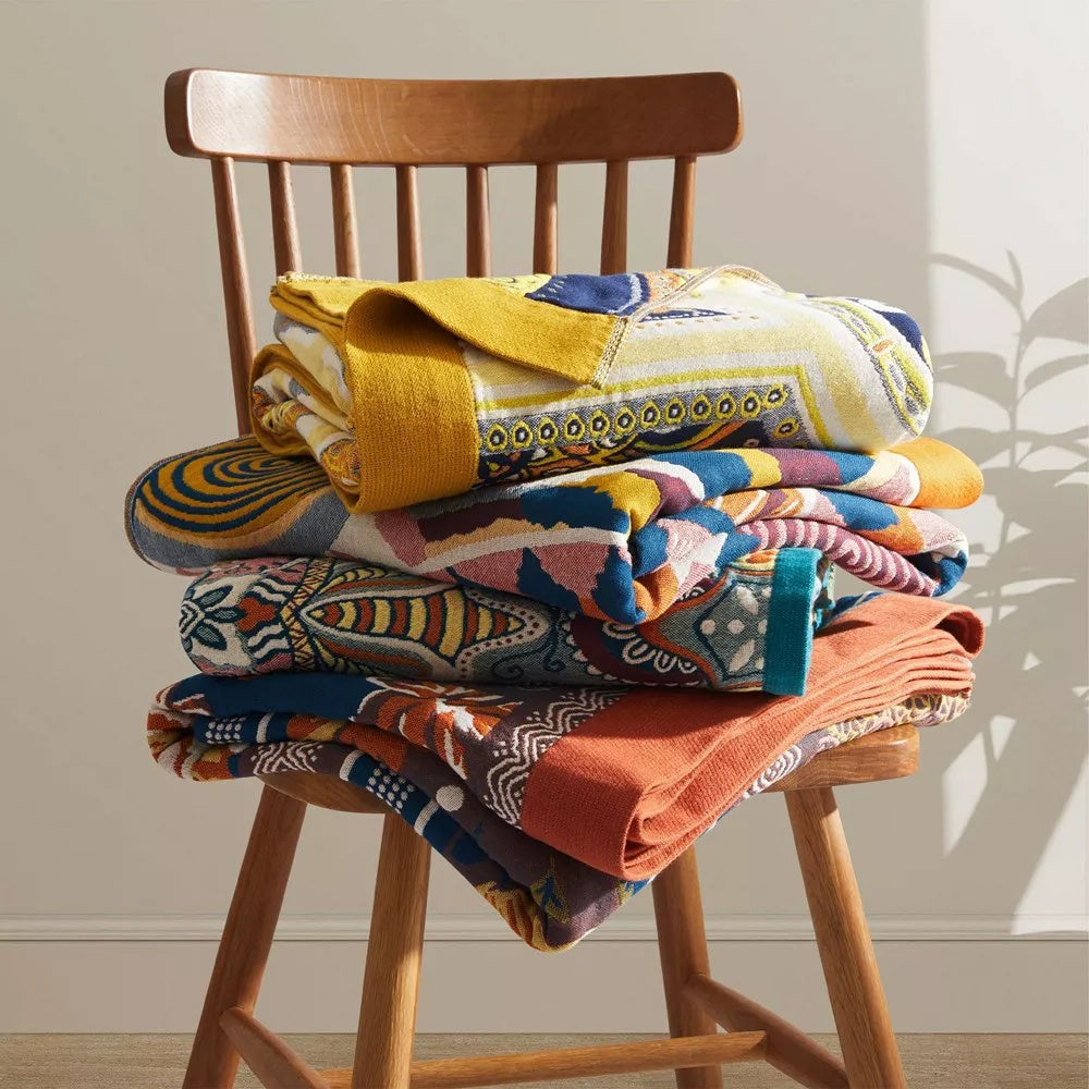 Sunburst Cotton Blanket — product close-up