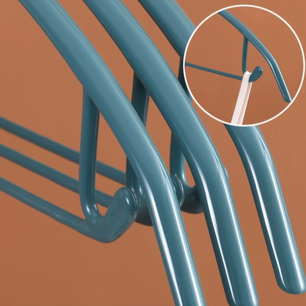Glide Coat Clothes Hangers | 10 pcs Set — product close-up