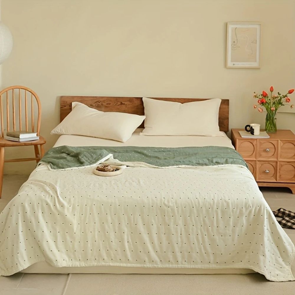 Heart Stitched Double-Spliced Cotton Gauze Blanket — product detail view