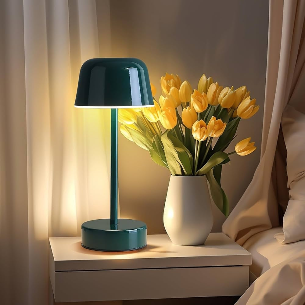 Lustra L-Shaped LED Mushroom Lamp — product detail view