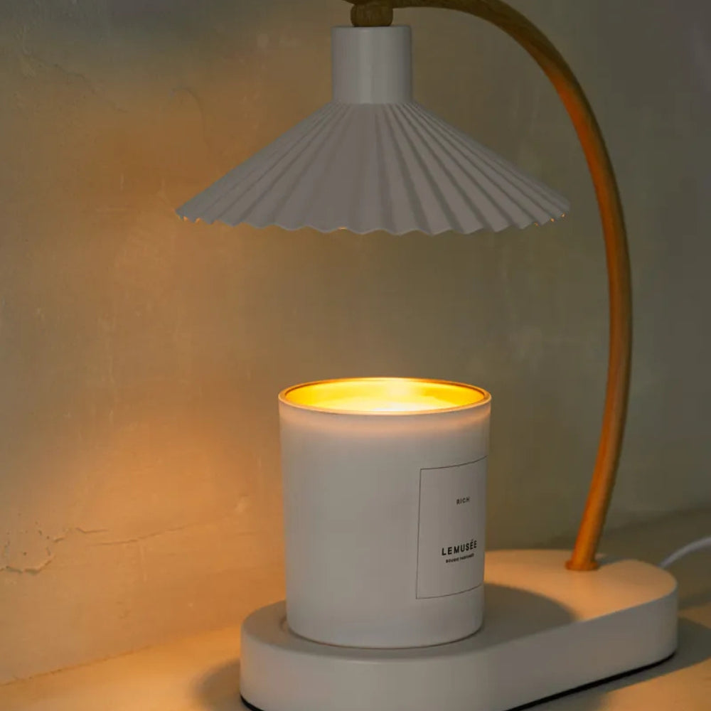 Lumière Candle Aromatherapy Warmer Lamp — product close-up