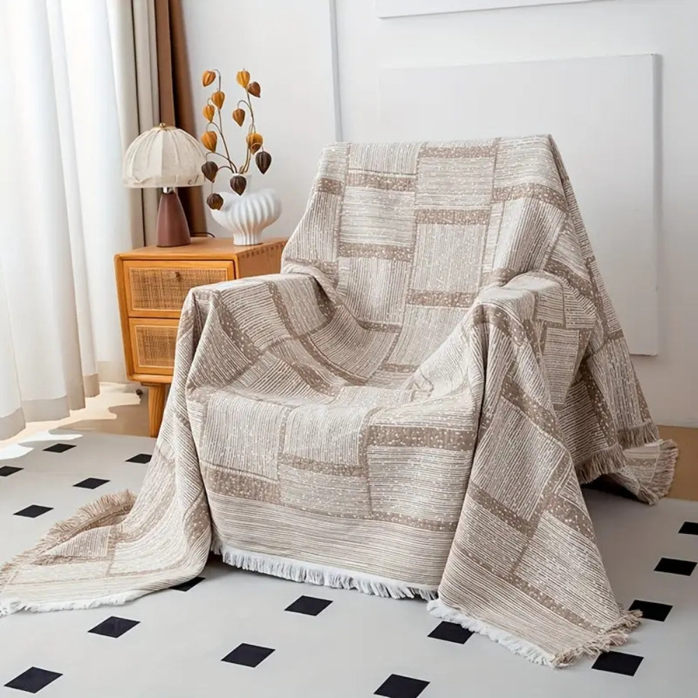 Mixed Tone Geometric Cotton Blanket — product close-up