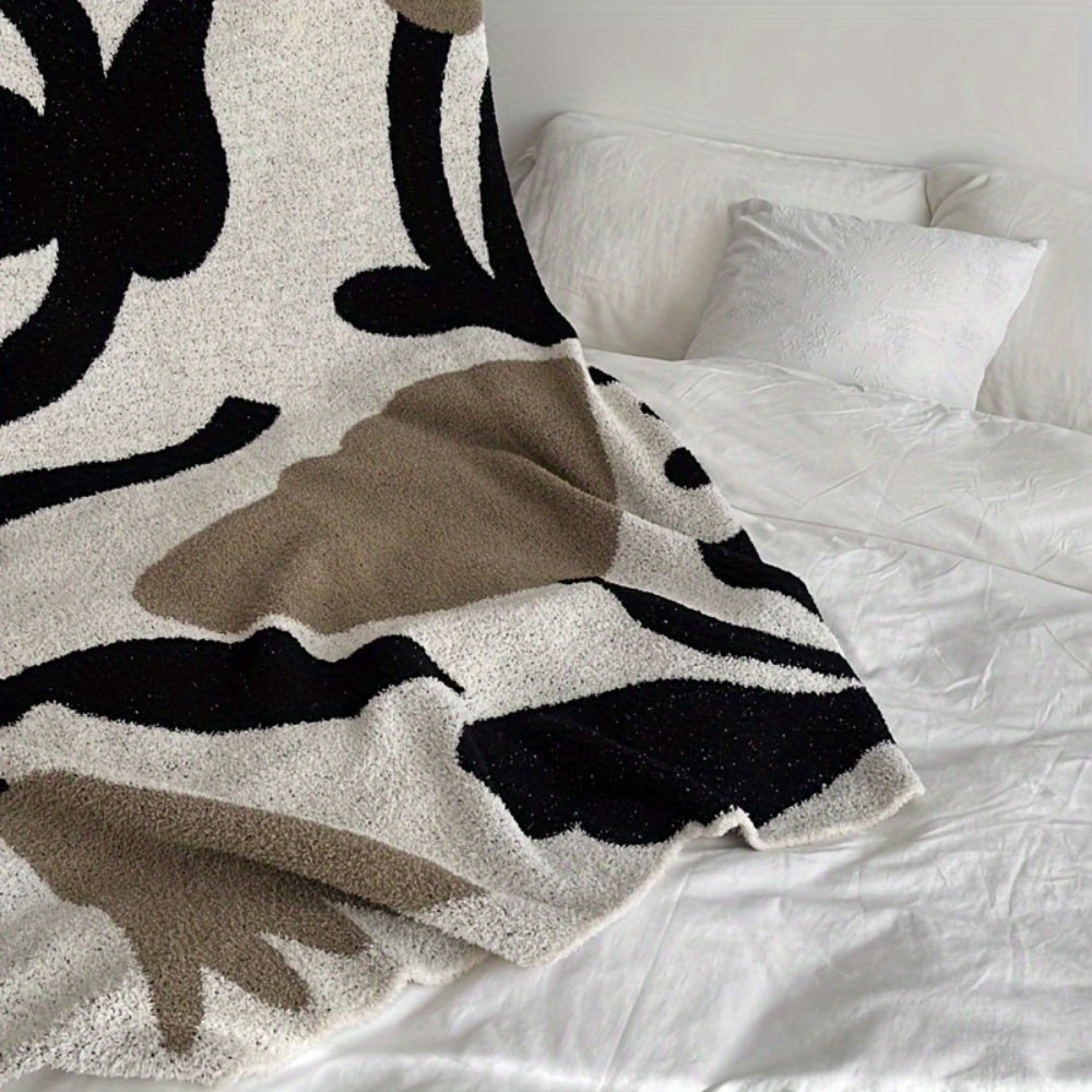 Onyx Cosy All-Season Travel Bed Blanket — product detail view