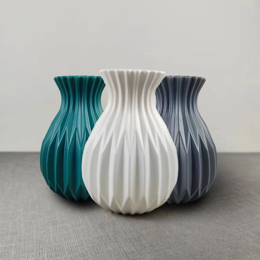 Ripple Form Decorative Vase — product close-up